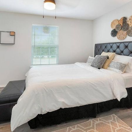 Cozy Two Bedroom Home Minutes From Downtown! Houston Dış mekan fotoğraf