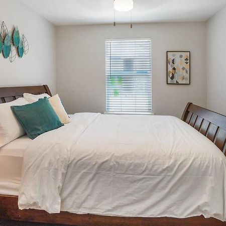 Cozy Two Bedroom Home Minutes From Downtown! Houston Dış mekan fotoğraf